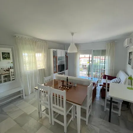 Carihuela A 300 Metros Playa *